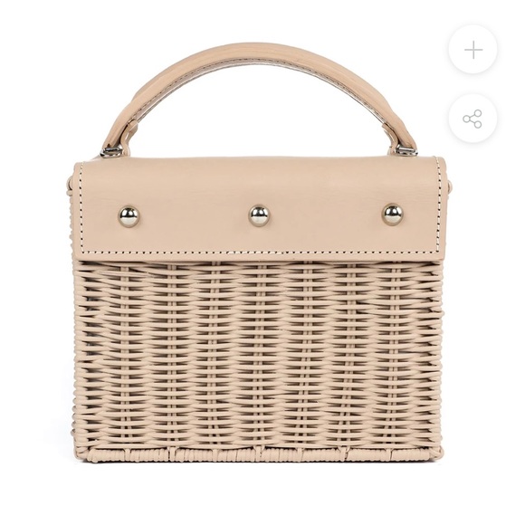 Wicker Wings - Picture 3 of 6